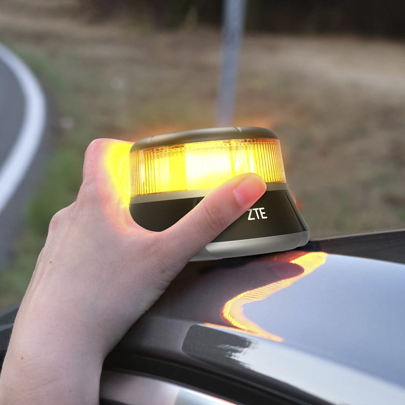 zte e1 baliza v16 homologada y conectada a dgt, luz de emergencia 360°
